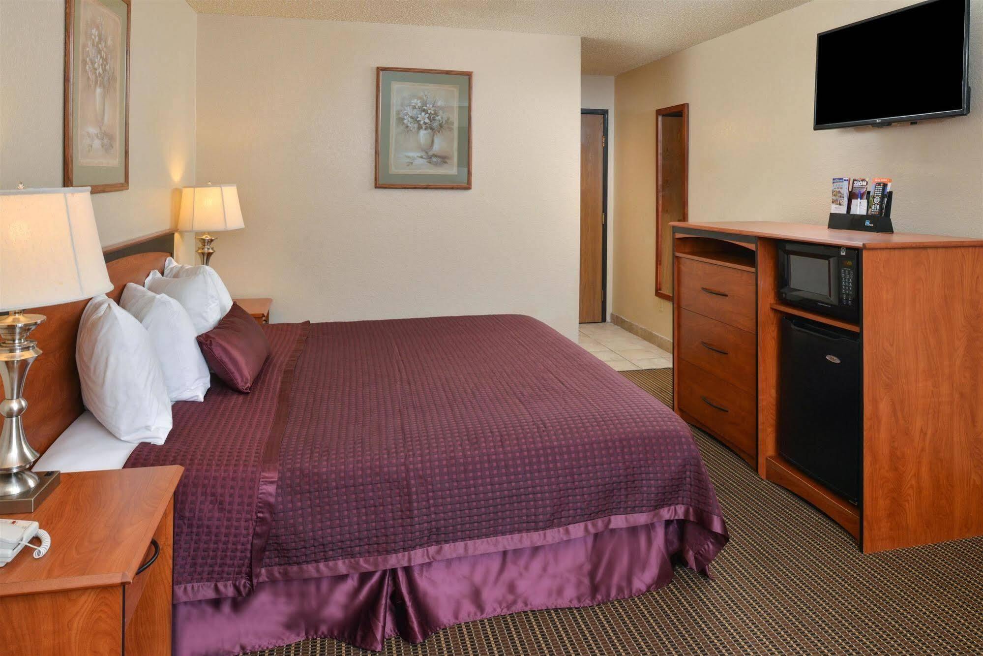 Red Roof Inn St George Ut - Convention Center St. George Bagian luar foto